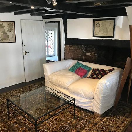 Nethersole House - A Grade 11 Listed Home In Canterbury Eksteriør bilde